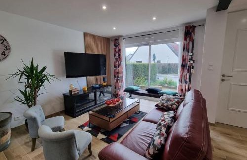 Le Val-Saint-Pere House | La Tanière de la baie - Maison 6-8 pers