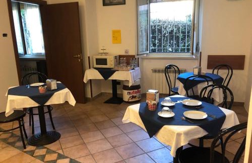 Albate Bed & Breakfast | La Tegola