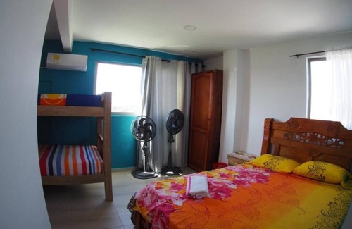 El Bosque Bed & Breakfast | La Terraza De Estella, family room, shared kitchen, 360° view rooftop!n