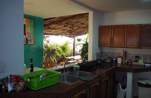 El Bosque Bed & Breakfast | La Terraza De Estella, family room, shared kitchen, 360° view rooftop!n