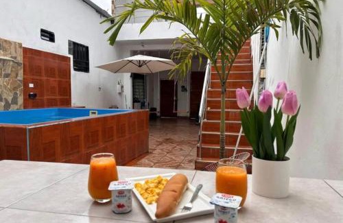 San Juan Bautista House | La Terraza de Claudia