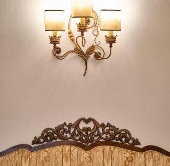 Siena Historical Center Apartment | La Torre Historic Charm on the Main Corso