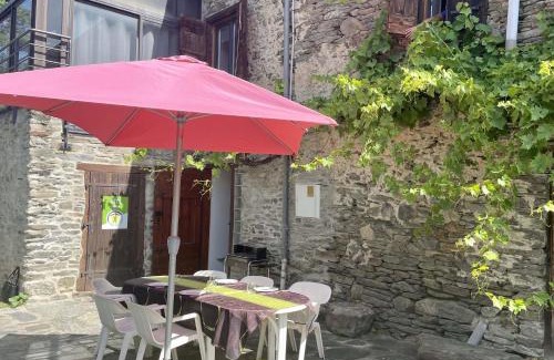 Tignac House | La Treille
