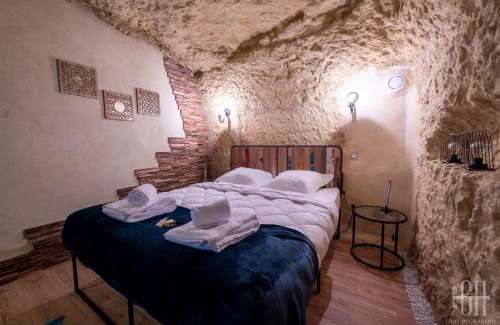 Vouvray Apartment | La Troglo - Maison typique de notre région