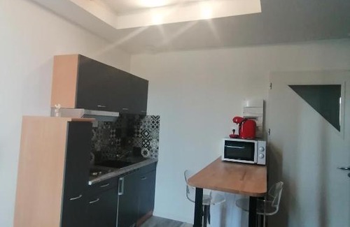 Tonneins Apartment | La Vague Bleue, centre ville