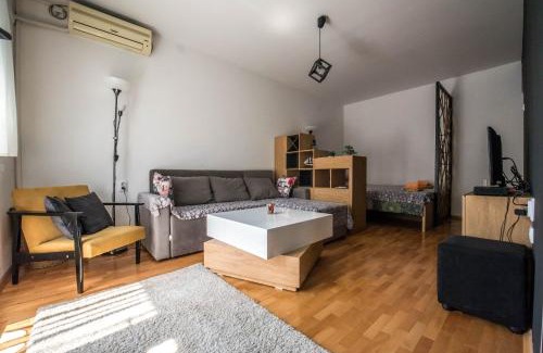 Skopje Region Apartment | La Vecchia Signora APARTMENT