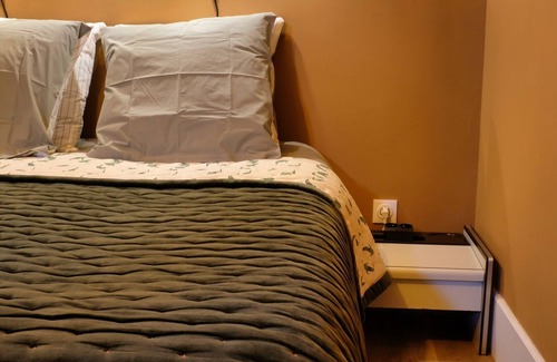 Poligny House | La Verrière Maison d'hôtes