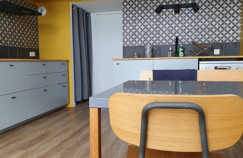 Quartier Chorier-Berriat Apartment | La verrière sur cour 💭 #L6