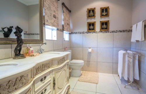 Muckleneuk Bed & Breakfast | La Vida Luka - Luxury Guesthouse