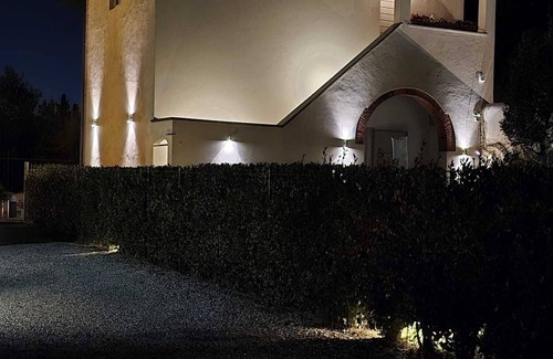 Livorno House | La Villa Apartments Tinaia- 8 beds- Private parking included with room