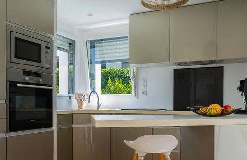 Concarneau House | "LA VILLA DE CARLA" 4 pers heated pool, beach and GR34 on foot Concarneau