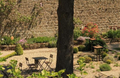 Vernoux-en-Vivarais Bed & Breakfast | La Villa des Charmilles