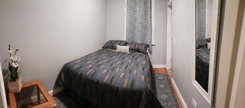 Little Village Apartment | La Villita - Gateway to Chicago