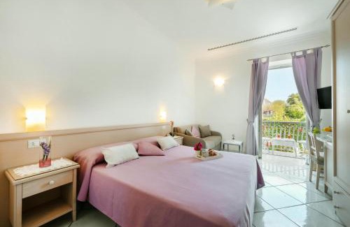 Ischia Porto Bed & Breakfast | La Vispa Teresa