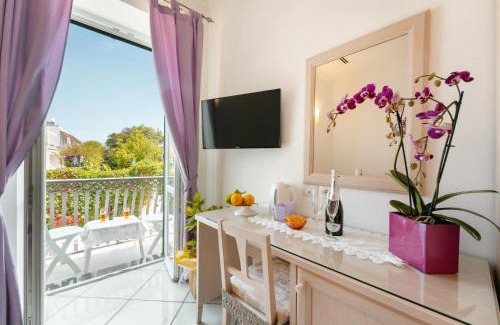 Ischia Porto Bed & Breakfast | La Vispa Teresa