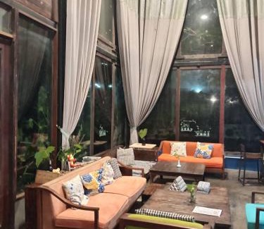 Nong Khae Hotel | Laanrablom Bed&Breakfast