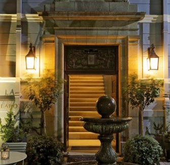 Cape Town City Centre Hotel | Labotessa Luxury Boutique Hotel