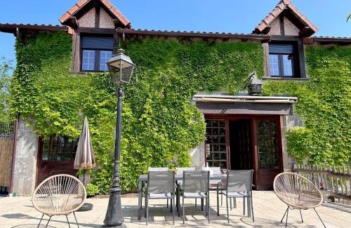 Saint-Estephe House | Lac privé, forêt, calme absolu dans un gîte tout confort