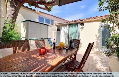 Niolon Apartment | "LaCigaleDeNiolon", Évasion d'Automne, Vue Mer & Randos Côtières, Wi-Fi & Netflix dans une ambiance cocoooning