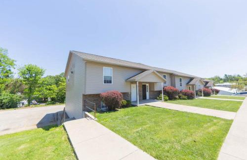 Bloomington Apartment | Lady Hoosier Retreat