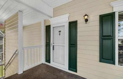 Waterford Plantation Apartment | Lady Joy - Your Golf Getaway