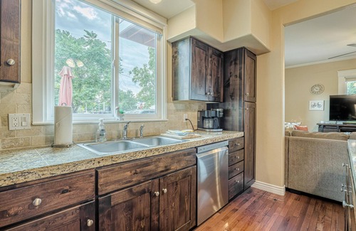 Fruita House | Ladybug III: Fire Pit, Bikes & King Suite Retreat