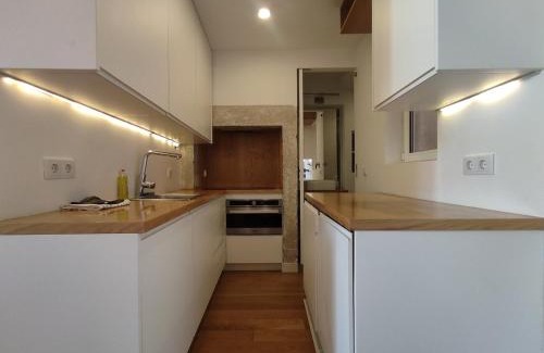 Beato Apartment | Lafoes West Riverside