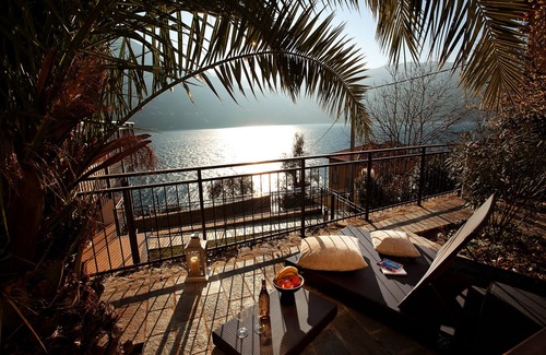Laglio Apartment | Laglio Contemporary Home with pool sleeps 4 by Italian Apartments.