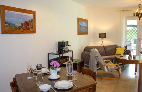 Domaso Apartment | Lago Lodge Claudia Beach Holiday Home