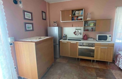 Mercallo Apartment | Lago maggiore country studio, posizione strategica per esplorare laghi e Milano