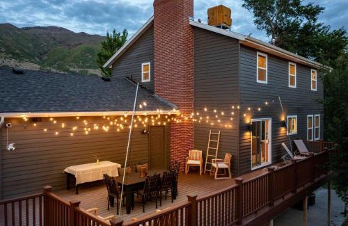 Farmington House | Lagoon Basecamp