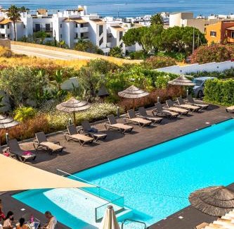 Porto de Mos Hotel | Lagos Atlantic Hotel