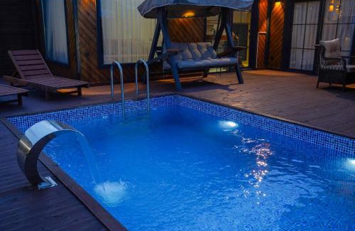Yanik House | Lagos Lake Side