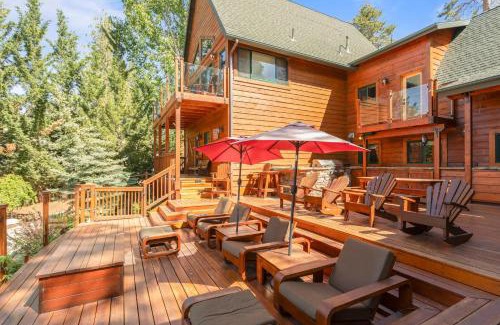Big Bear Lake House | Lagunita Shores by AvantStay Beautiful Lakefront Mansion w Hot Tub BBQ