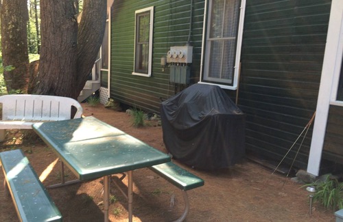 Center Lovell Cottage | Lake and Mountain Getaway