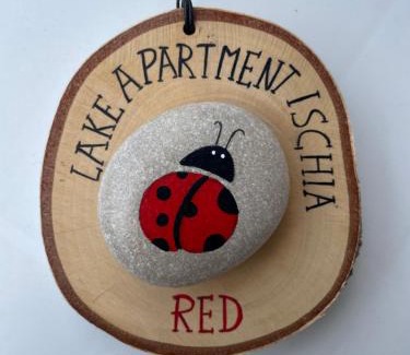 Ischia Apartment | Lake Apartment Ischia Red