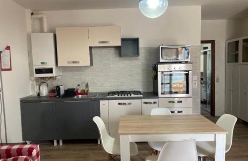 Ischia Apartment | Lake Apartment Ischia Red