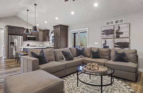 Rome House | Lake Arrowhead golf destination, now booking for the 2026 golf season!