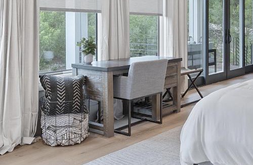 Renaissance Park House | Lake Austin Overlook