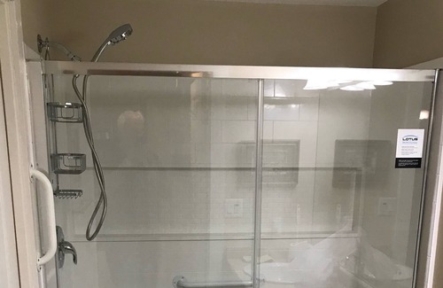 Sicamous Condo | Lake/Beachfront Mara Lake Condo