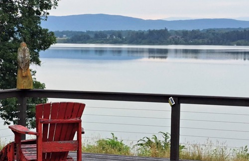 Moriah Center House | Lake Champlain Estate. 25 Acres, 1500 Feet Lakefront, Beautiful View.