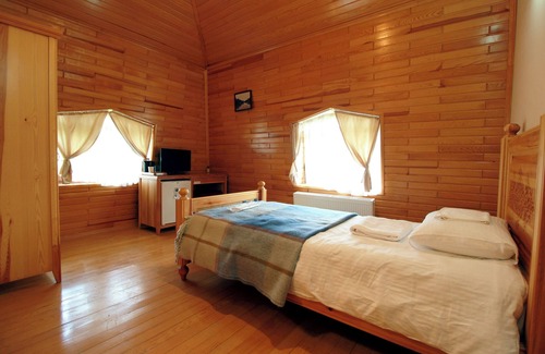 Cildir Hotel | Lake Cildir Lodge