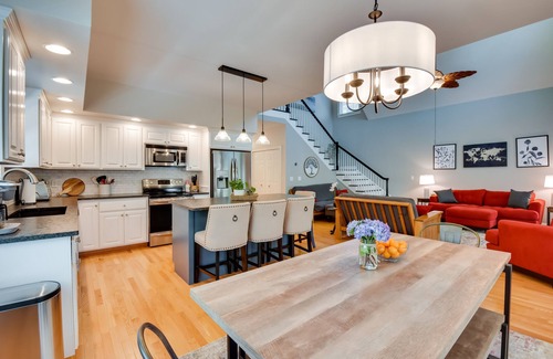 Fair Play House | Lake Hartwell Vacation Rental w/Boat Dock & Slip!