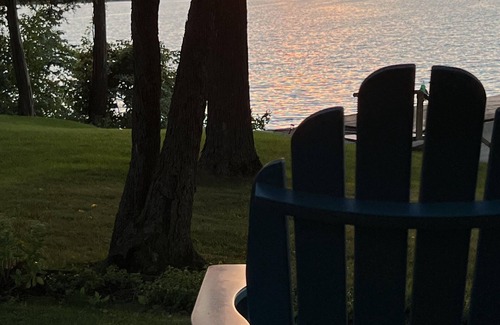 Markesan House | Lake house Getaway perfect for ice fishing