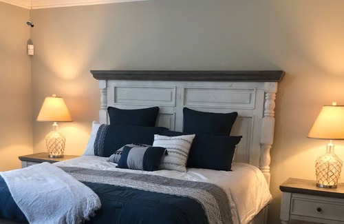 The Islands House | Lake House in the Desert - “The Islands" - Pool and Paddle Boat