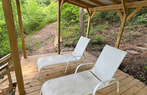 Mount Vernon Apartment | Lake House on Lake Linville