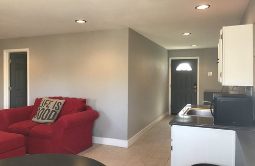 Linn Creek House | Lake House w/Incredible View and Dock – Sleeps 16