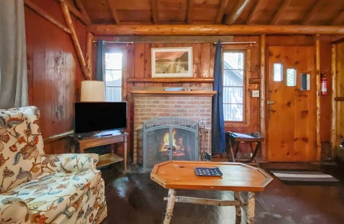 Whitehall House | Lake Huron Log Cabin #5