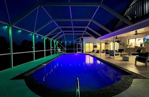 Wellington Villa | Lake Luxe Equine, Waterfront, Screened-in Pool, Hot Tub - Lake Views! Hosted By Relaxtay