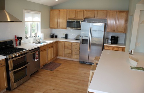 Cable House | Lake Namakagon Sunrise Cove~Unwind & Reconnect. Private dock, 2 kayaks, row boat